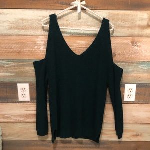 Daytrip by Buckle cold shoulder dark green sweater